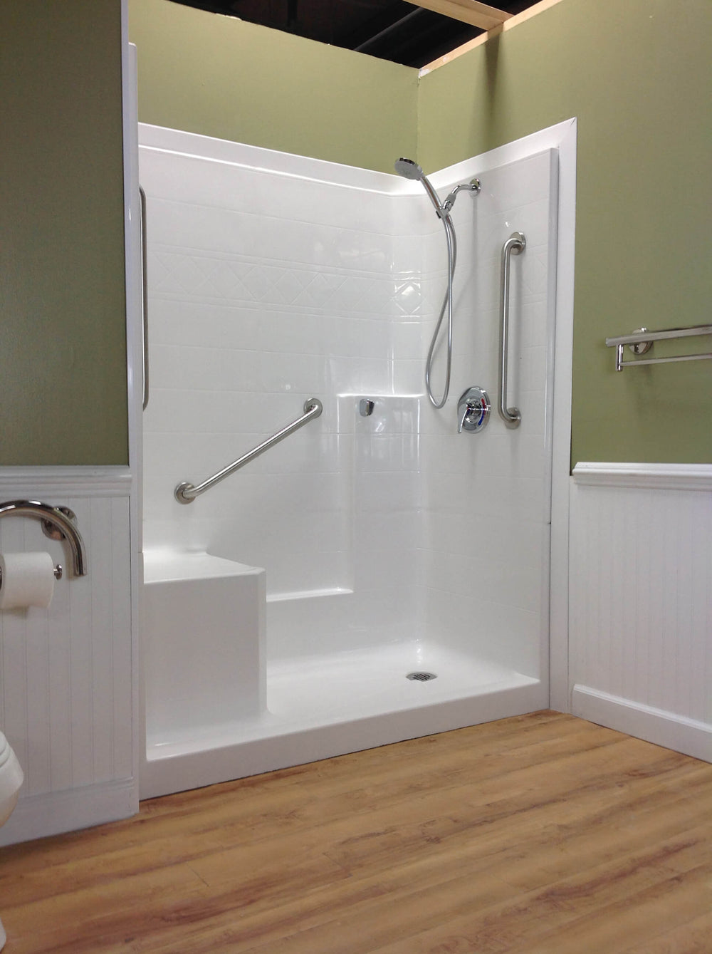 60 X 32 Curbless Shower Stall